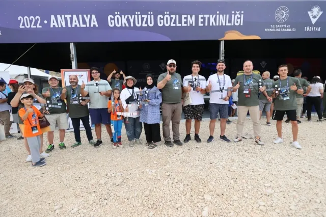 Bu Yıl Son Kez Antalya’da Yıldızlarla Buluşuyoruz