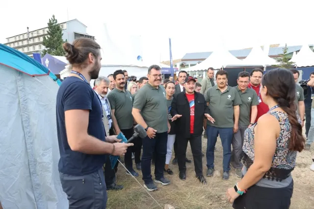 Bu Yıl Son Kez Antalya’da Yıldızlarla Buluşuyoruz
