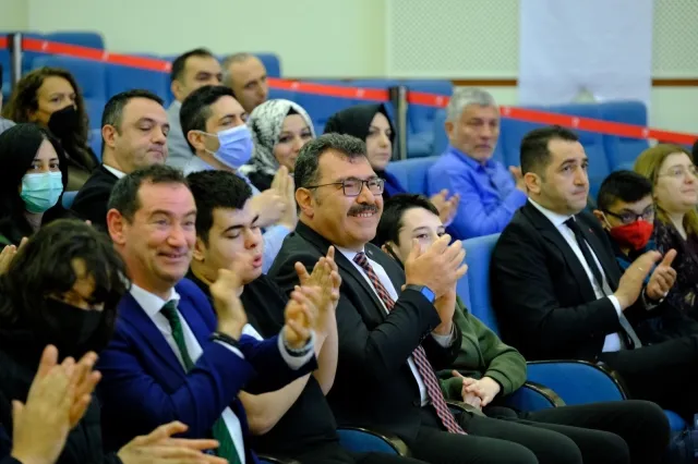 Engel Tanımayan Özel Bireylere TÜBİTAK’tan Destek