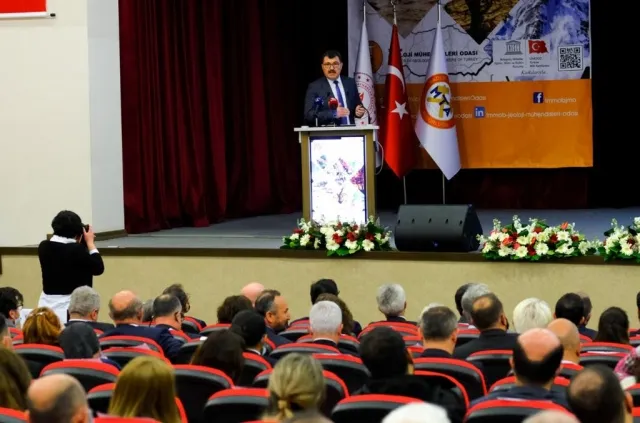 TÜBİTAK Başkanı Prof. Dr. Hasan Mandal, 74. Türkiye Jeoloji Kurultayı’na Katıldı