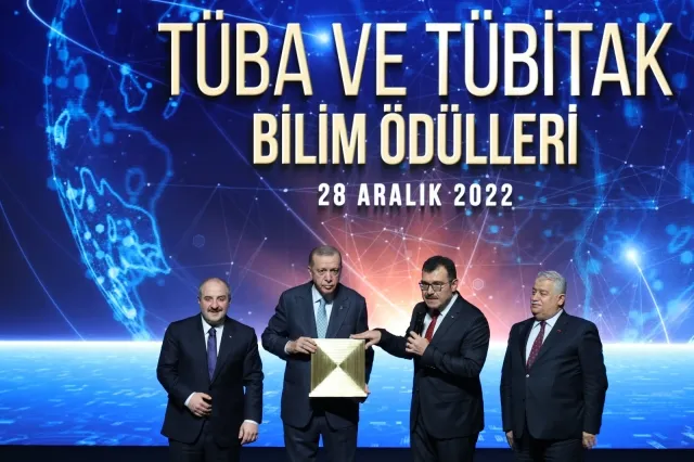 TÜBİTAK’ın 2022 Yılı Ödülleri Sahiplerini Buldu