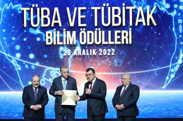 TÜBİTAK’ın 2022 Yılı Ödülleri Sahiplerini Buldu