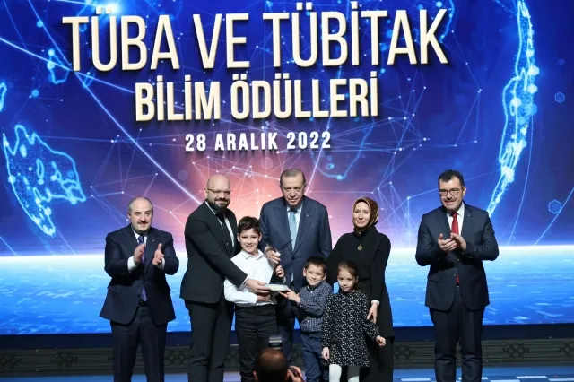 TÜBİTAK’ın 2022 Yılı Ödülleri Sahiplerini Buldu