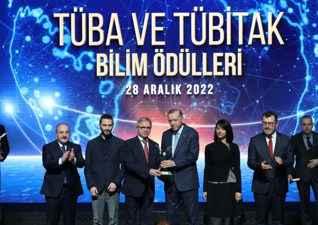 TÜBİTAK’ın 2022 Yılı Ödülleri Sahiplerini Buldu