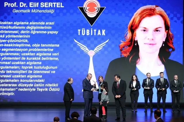 TÜBİTAK’ın 2021 Yılı Ödülleri Sahiplerini Buldu