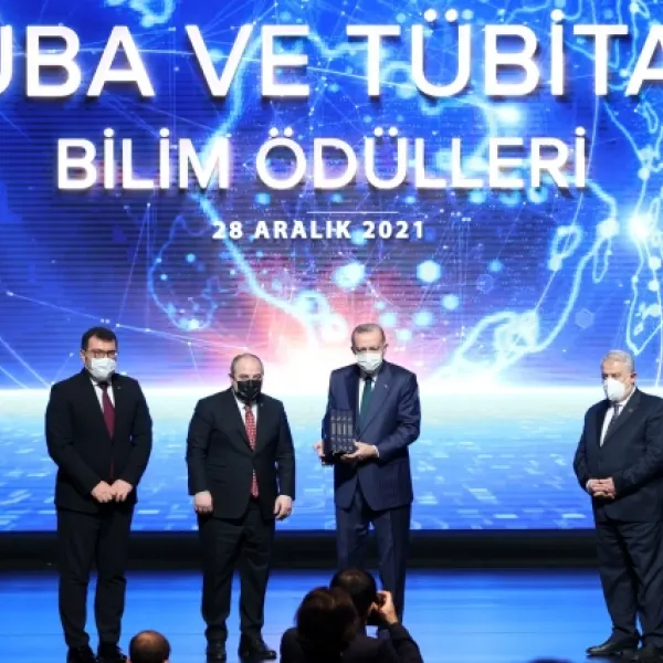 TÜBİTAK’ın 2021 Yılı Ödülleri Sahiplerini Buldu