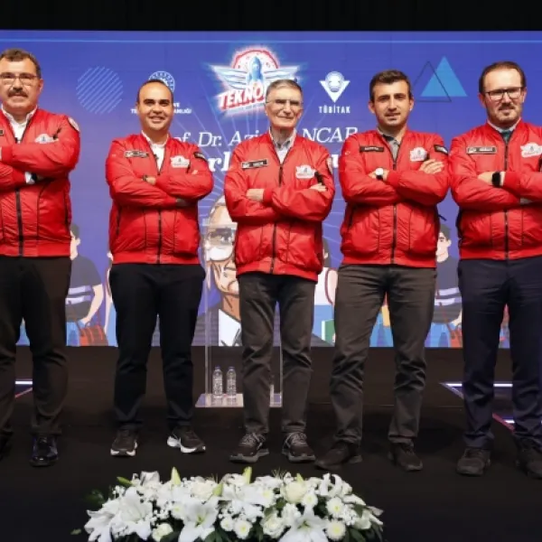 Prof. Dr. Aziz Sancar TEKNOFEST’te Gençlerle Buluştu