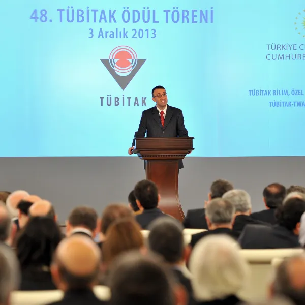 2013 TÜBİTAK Bilim Ödülleri Sahiplerini Buldu