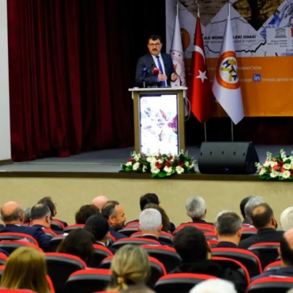 TÜBİTAK Başkanı Prof. Dr. Hasan Mandal, 74. Türkiye Jeoloji Kurultayı’na Katıldı